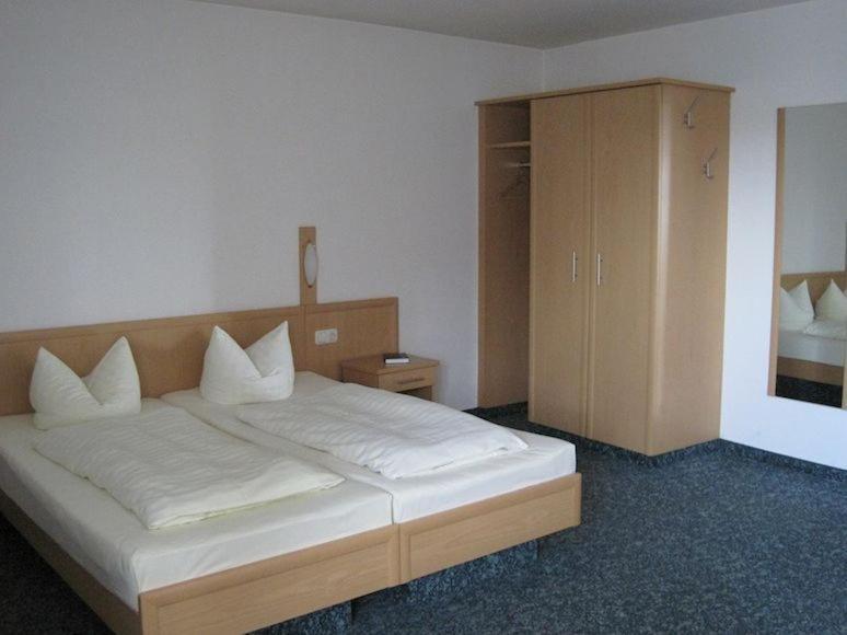 Hotel Jagermo Grasbrunn Oda fotoğraf